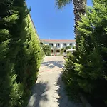Burc Отель